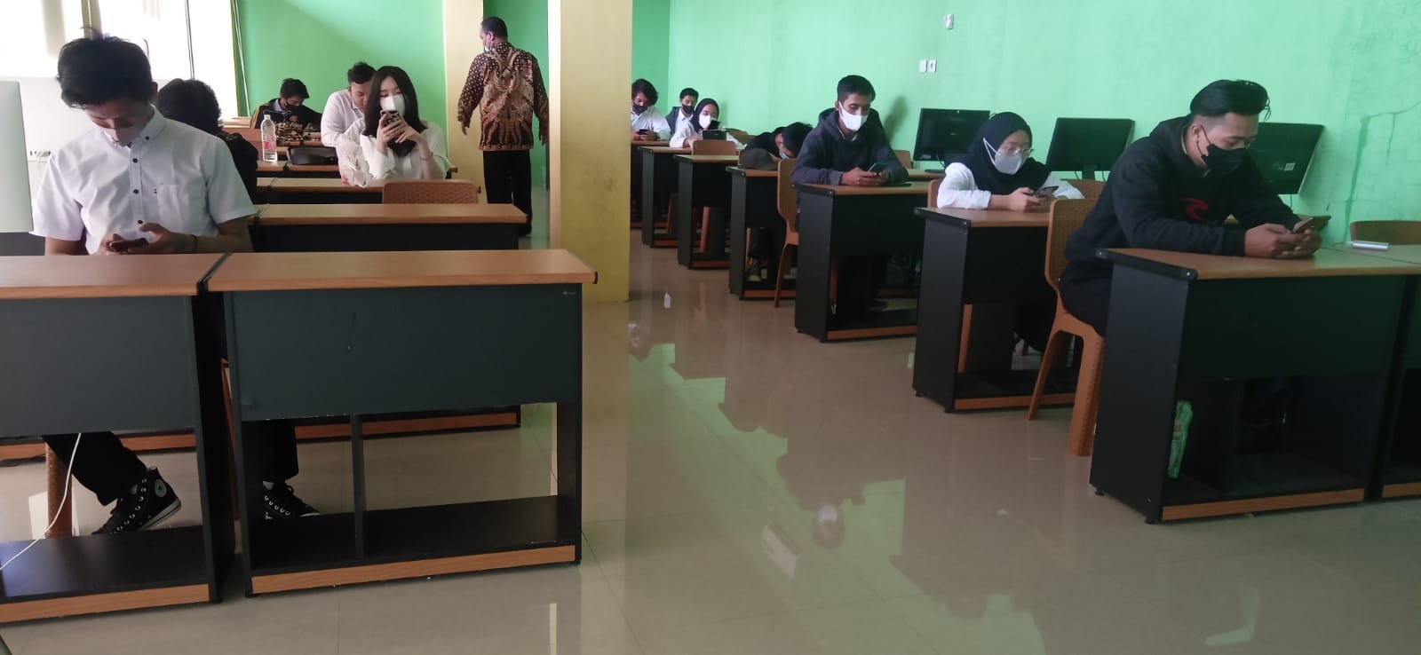 Biaya Sekolah Kejar Paket C Terdekat Hubungi 085890639681  di Jakarta Pusat